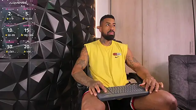 OstinDaniels online show from 7, 10, 2025