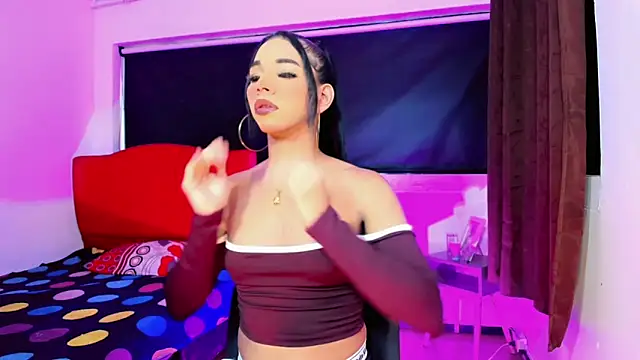 Britany montiel online show from 16, 4, 2026