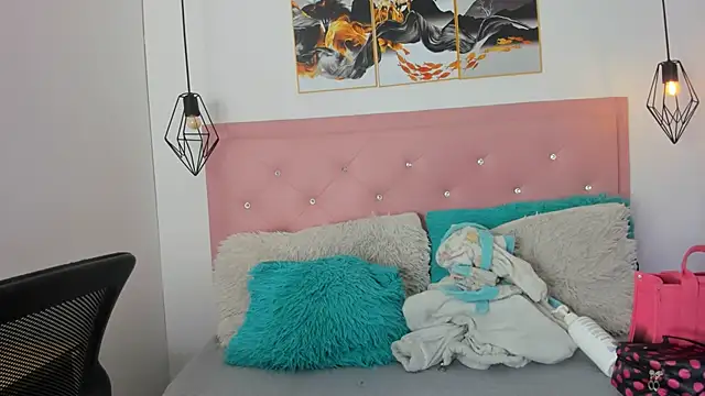 dulce  lust online show from 10, 9, 2025