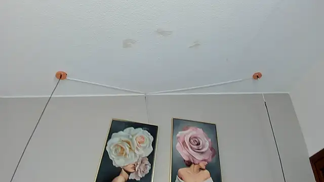 Snapshot of Dani_rosse_ chatting on 7, 5, 2026 Dani rosse online show from 7, 5, 2026