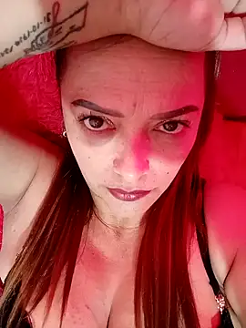 Snapshot of Lady_16 chatting on 23, 9, 2025 Lady 16 online show from 23, 9, 2025