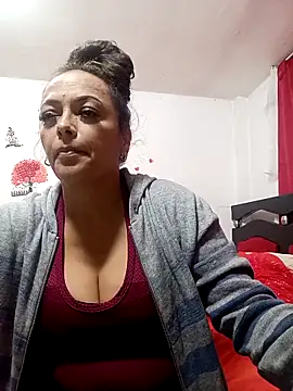 Snapshot of Lady_16 chatting on 11, 10, 2025 Lady 16 online show from 11, 10, 2025