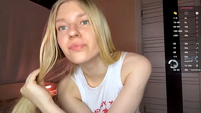 MaryjaneSpider online show from 10, 10, 2025