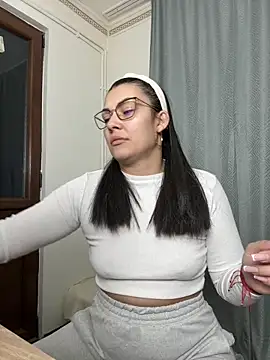 MiaKiittyy online show from 28, 2, 2026