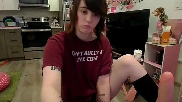 Snapshot of Angelalice555 chatting on 3, 10, 2025 Angelalice555 online show from 3, 10, 2025