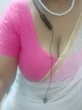 Snapshot of tami_lavanya chatting on 19, 5, 2026 tami lavanya online show from 19, 5, 2026