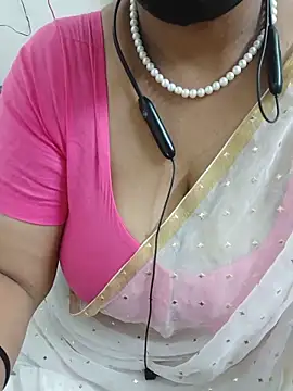 Snapshot of tami_lavanya chatting on 25, 5, 2026 tami lavanya online show from 25, 5, 2026