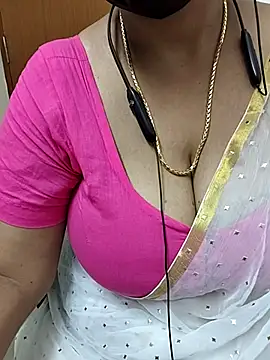Snapshot of tami_lavanya chatting on 10, 6, 2026 tami lavanya online show from 10, 6, 2026