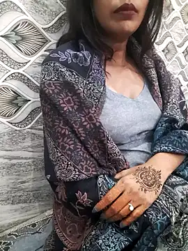 Aarti-kumri online show from 20, 11, 2025