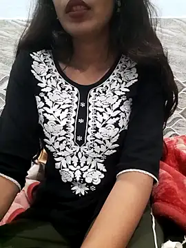 Aarti-kumri online show from 28, 11, 2025