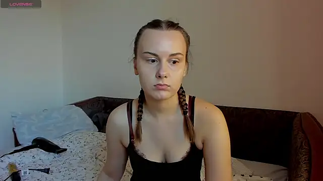 Snapshot of Kelly_Cartier chatting on 15, 6, 2026 Kelly Cartier online show from 15, 6, 2026