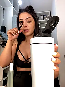 Lexi Storm online show from 26, 9, 2025