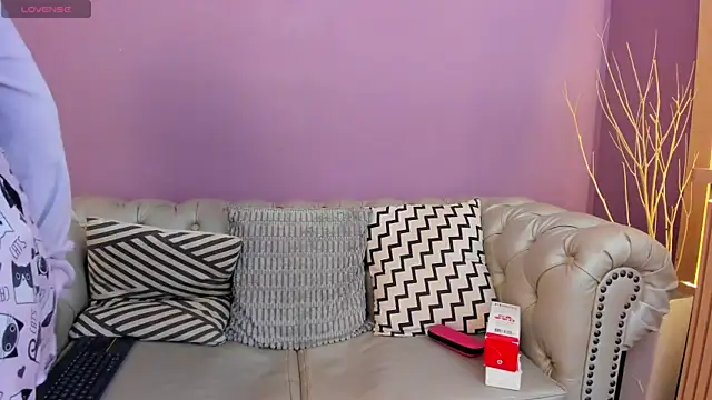 ariannaliss online show from 11, 10, 2025