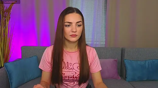 Snapshot of MyEllaLuvs chatting on 26, 9, 2025 MyEllaLuvs online show from 26, 9, 2025