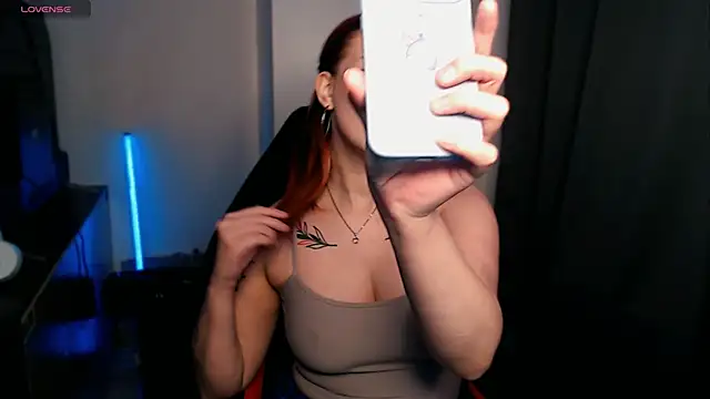 EileenKenner online show from 10, 4, 2026