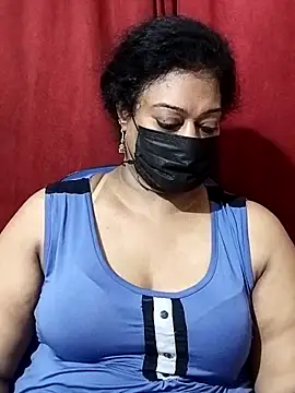Snapshot of surekha-30 chatting on 12, 6, 2026 surekha-30 online show from 12, 6, 2026