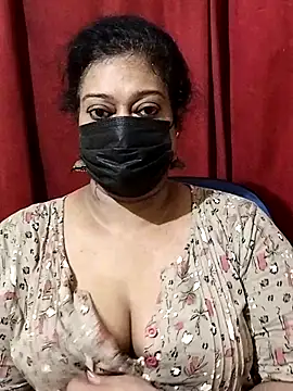 Snapshot of surekha-30 chatting on 15, 6, 2026 surekha-30 online show from 15, 6, 2026