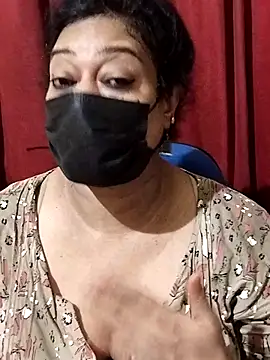 Snapshot of surekha-30 chatting on 19, 6, 2026 surekha-30 online show from 19, 6, 2026