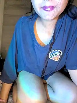 Snapshot of apni_lusty_natasha chatting on 22, 9, 2025 apni lusty natasha online show from 22, 9, 2025