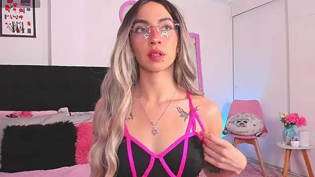 Aryane art  online show from 5, 11, 2025