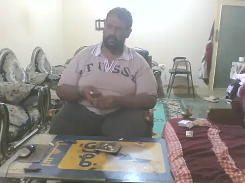 elpoop7305 online show from 29, 10, 2025