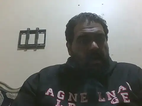 elpoop7305 online show from 14, 1, 2026