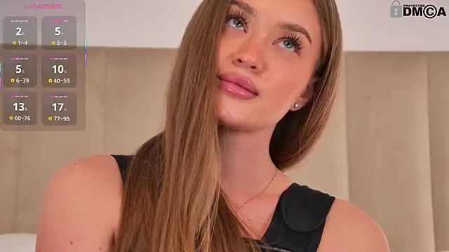 SkylarVoxx online show from 2, 12, 2025