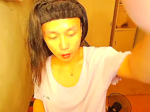 YourNikkieXxx online show from 2, 11, 2025