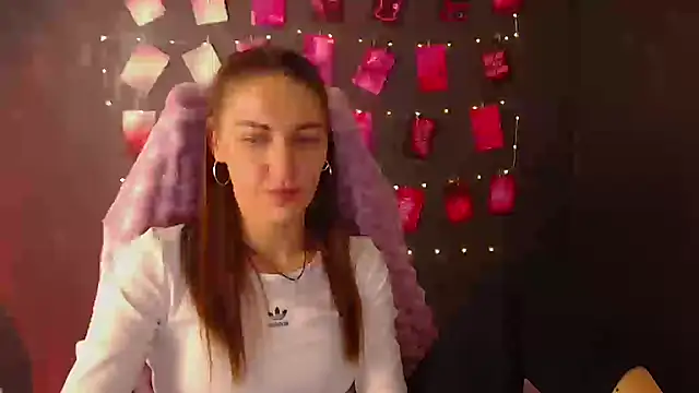 Aurora Loveu online show from 14, 10, 2025