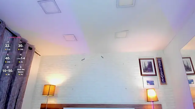 Snapshot of JenniferAuriston chatting on 2, 11, 2025 JenniferAuriston online show from 2, 11, 2025