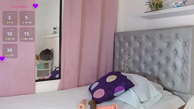 angiellam online show from 31, 10, 2025