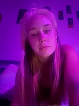 Snapshot of ft1glo chatting on 25, 9, 2025 ft1glo online show from 25, 9, 2025