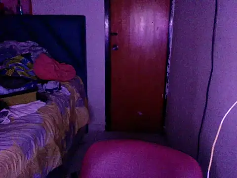 Snapshot of panquevis_22 chatting on 11, 10, 2025 panquevis 22 online show from 11, 10, 2025