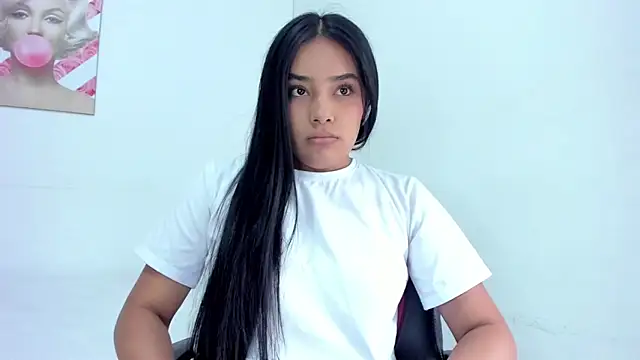 Snapshot of valeria_millers chatting on 23, 4, 2026 valeria millers online show from 23, 4, 2026