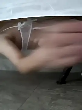 Snapshot of Sweet-Femboy chatting on 15, 11, 2025 Sweet-Femboy online show from 15, 11, 2025