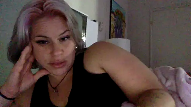 Snapshot of toomuchofafreak chatting on 23, 12, 2025 toomuchofafreak online show from 23, 12, 2025
