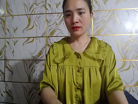 Lyzizi lovely09 online show from 15, 4, 2026