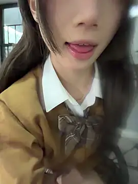 Yiyi-707 online show from 24, 2, 2026