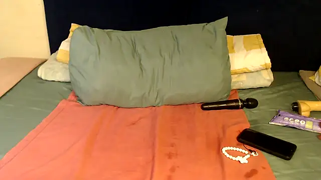 Sexy-Momo online show from 18, 10, 2025