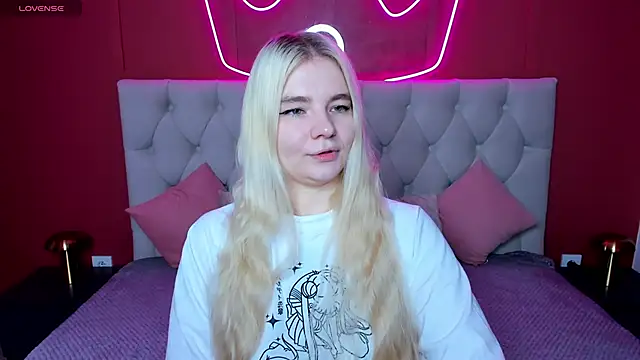 RuthBryant online show from 8, 11, 2025