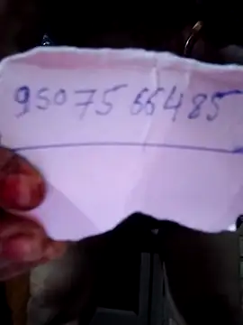 Snapshot of rani8008 chatting on 4, 10, 2025 rani8008 online show from 4, 10, 2025