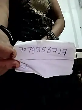 Snapshot of rani8008 chatting on 26, 4, 2026 rani8008 online show from 26, 4, 2026
