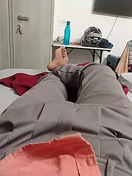 themasklover online show from 22, 4, 2026