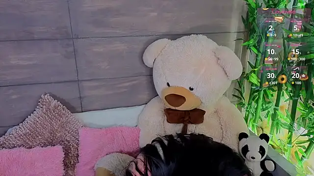 Snapshot of MeganAdamms chatting on 16, 9, 2025 MeganAdamms online show from 16, 9, 2025