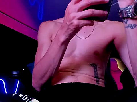 Damartinez27 online show from 19, 10, 2025