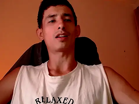 Snapshot of Damartinez27 chatting on 22, 7, 2026 Damartinez27 online show from 22, 7, 2026