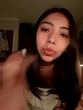 missapril0101 online show from 8, 6, 2026