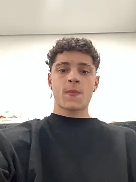 Snapshot of afos_ chatting on 28, 10, 2025 afos  online show from 28, 10, 2025