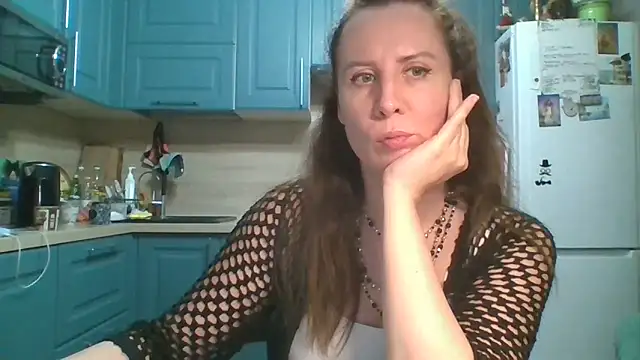 Snapshot of ALICAINWONDERLAND chatting on 7, 6, 2026 ALICAINWONDERLAND online show from 7, 6, 2026