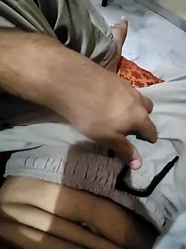 Snapshot of coupleyug chatting on 18, 9, 2025 coupleyug online show from 18, 9, 2025